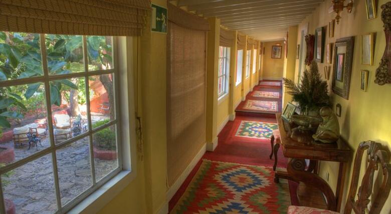 Hotel Las Longueras