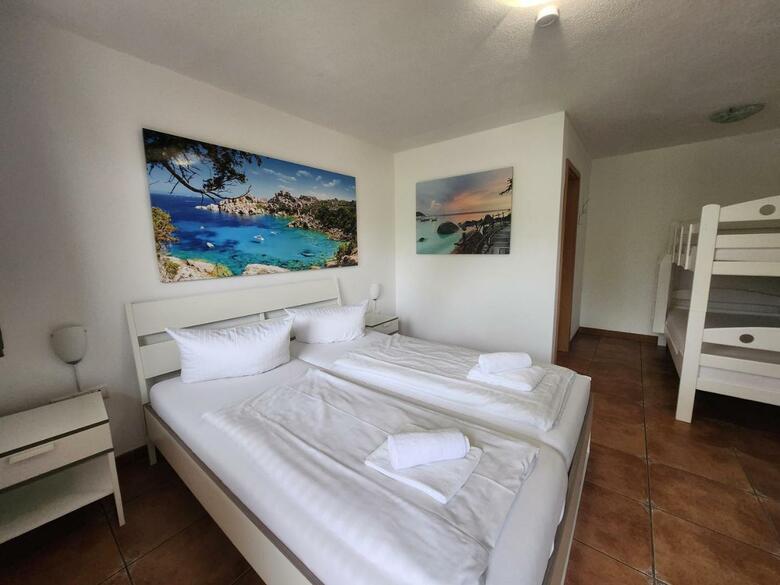 Hostal G�stehaus Schmidt