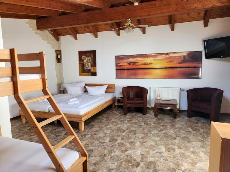 Hostal G�stehaus Schmidt