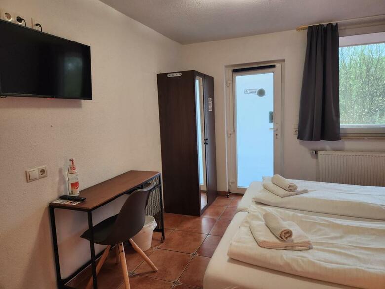 Hostal G�stehaus Schmidt