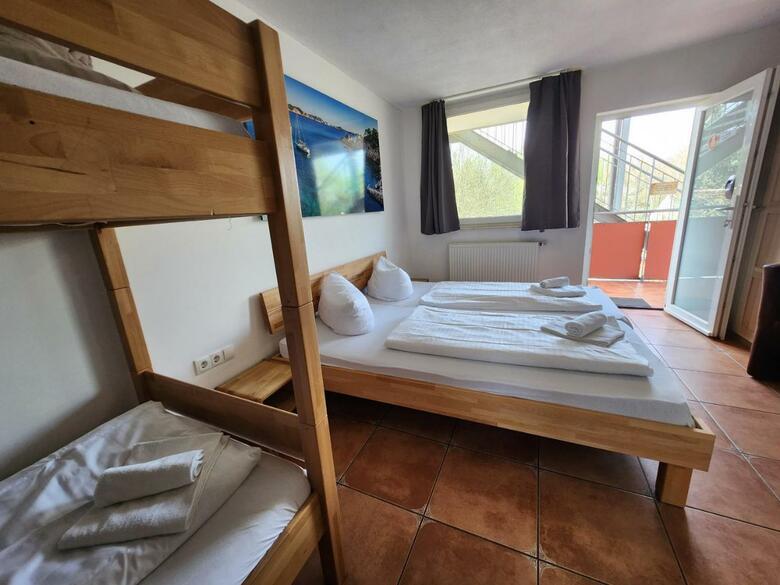 Hostal G�stehaus Schmidt