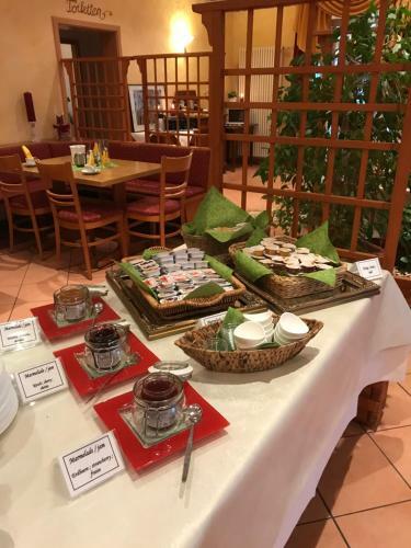 Hostal Pension A'miro