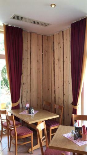 Hostal Pension A'miro