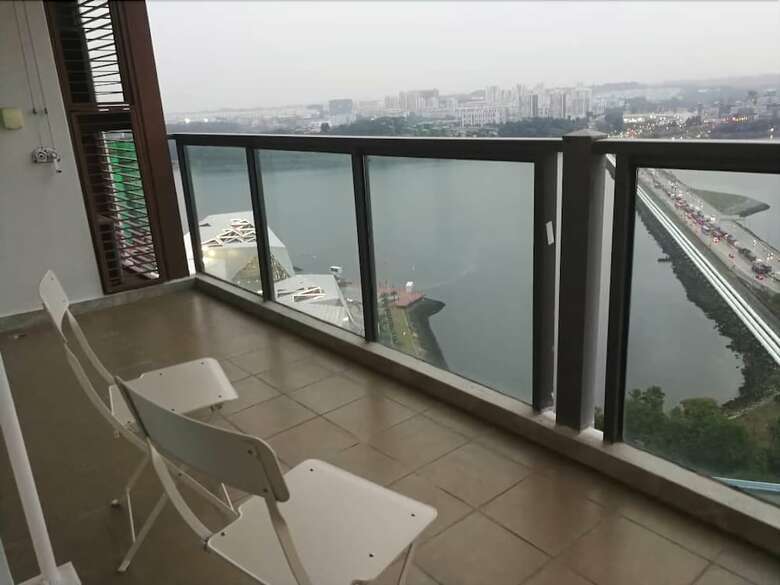 Jb City Ciq Shopping Mall Apartment