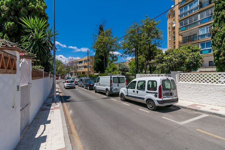 Torremolinos Pool And Garden Canovas Apartment