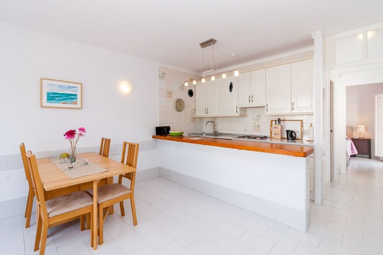 White Town Bajamar Canovas Nerja Apartment