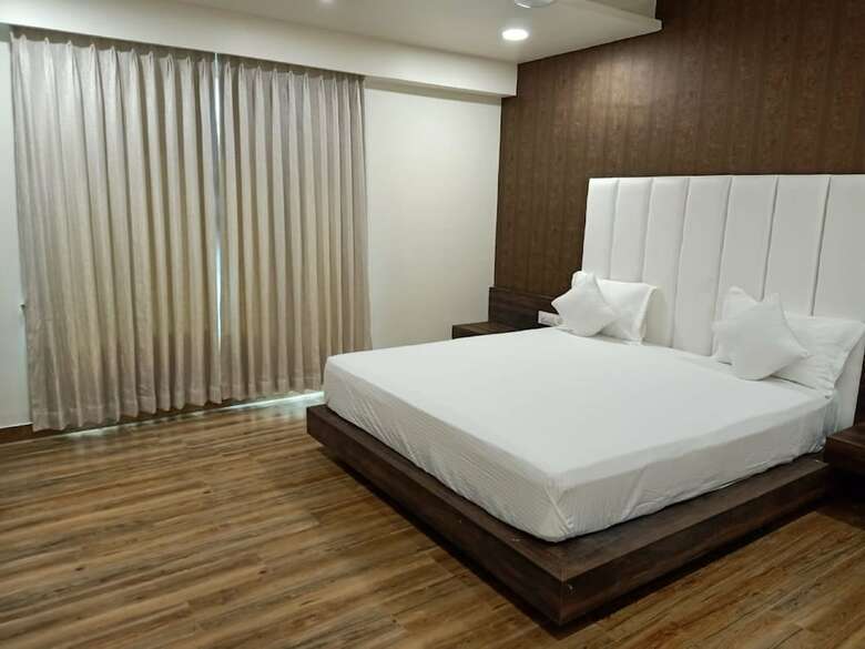 Hotel Pari
