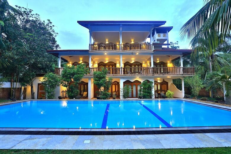 Hotel Sandali  Walauwa