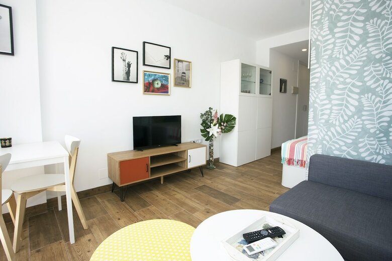 Apartamentos Lovely Quiet & Center Sea Views