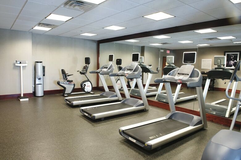 Hotel Holiday Inn Express And Suites Urbandale