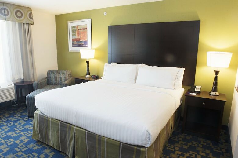 Hotel Holiday Inn Express And Suites Urbandale