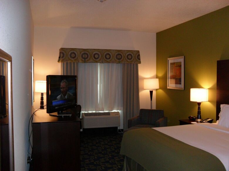 Hotel Holiday Inn Express And Suites Urbandale