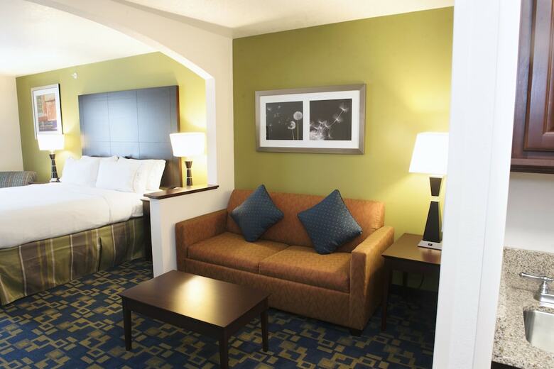 Hotel Holiday Inn Express And Suites Urbandale