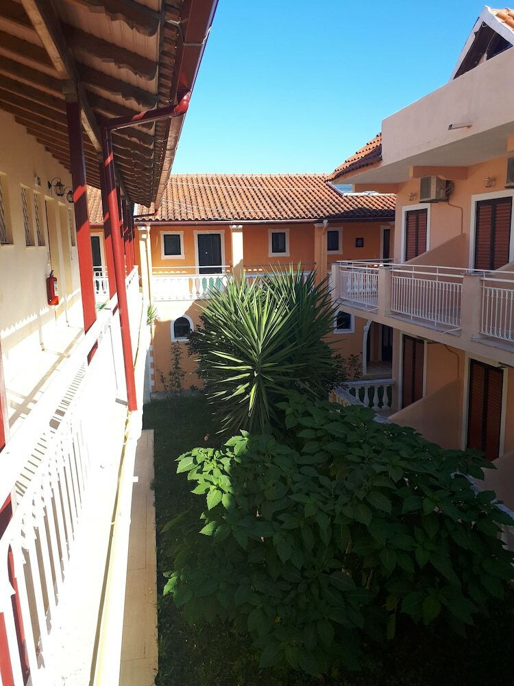 Apartamentos Sophie Studios