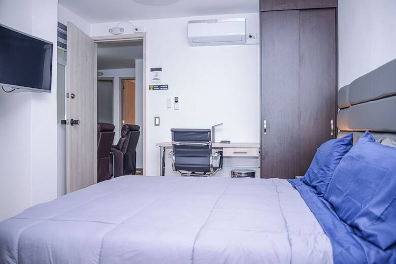 Apartamentos Miracle Building