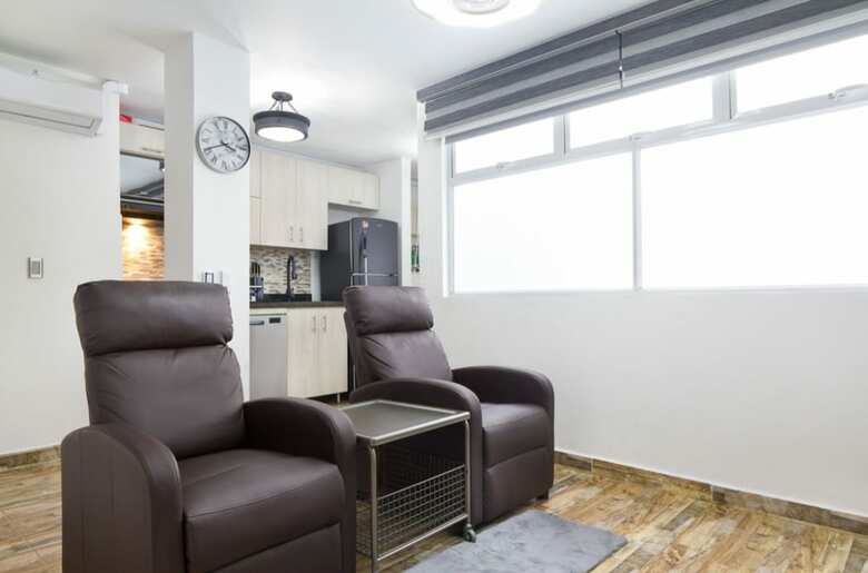 Apartamentos Miracle Building