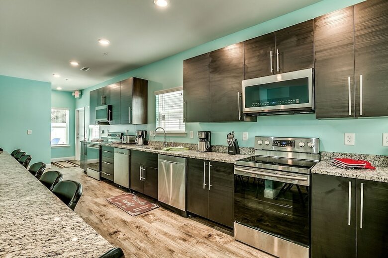 Together Resorts Cherry Grove Resort At Hunter 1022