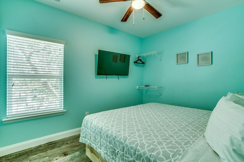 Together Resorts Cherry Grove Resort At Hunter 1026