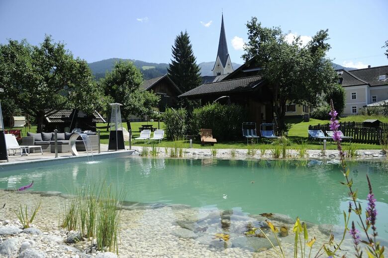 Aparthotel Landhaus & Haus Rustika
