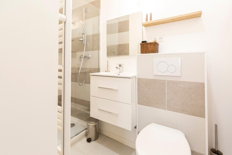 Apartamento Charming Renovated 2p In The Old Antibes
