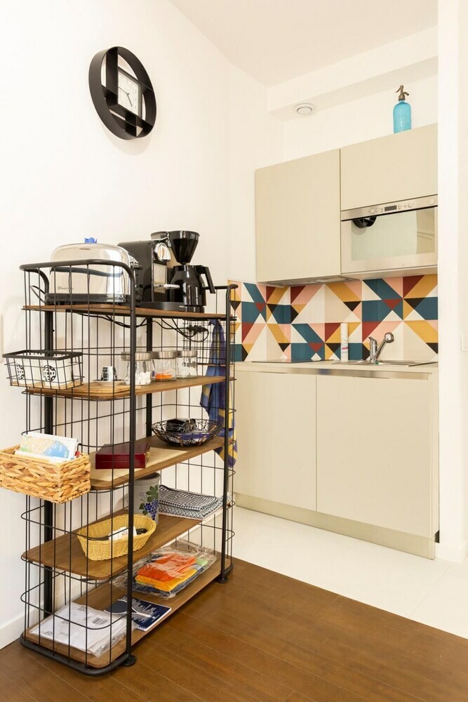 Apartamento Charming Renovated 2p In The Old Antibes