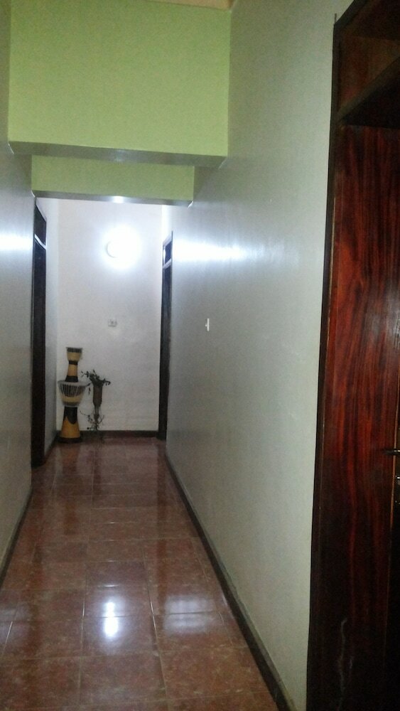Hotel Penthouse Inn