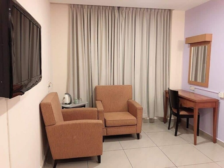 Mrc Hotel