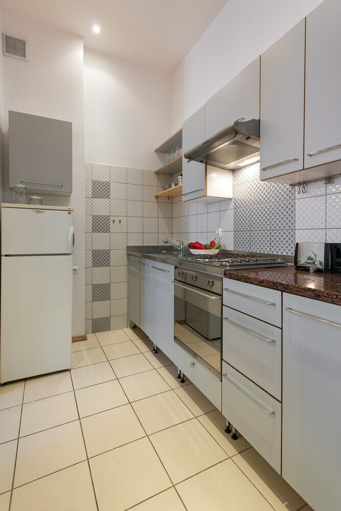 Krakowrentals - Urban Studio Apartment