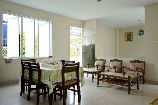 Hostal Oyo 1167 Home Sty Residence