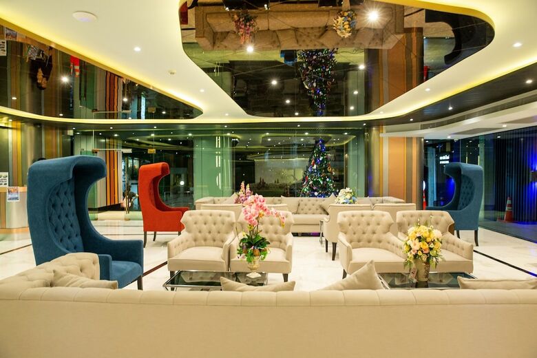 First Pride Hotel
