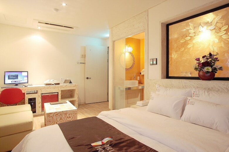 Art Hotel 1