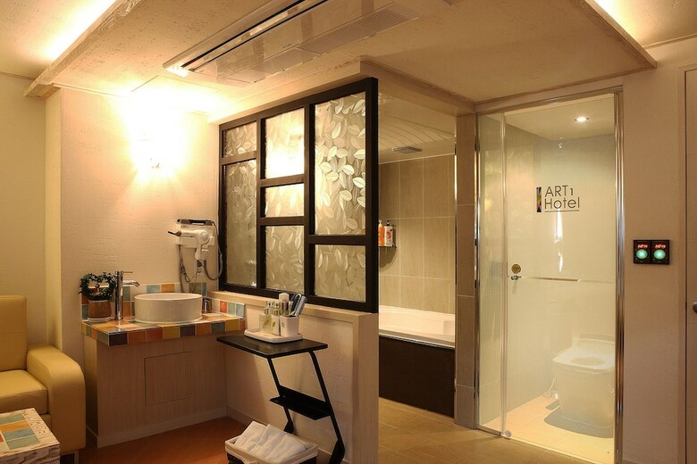 Art Hotel 1
