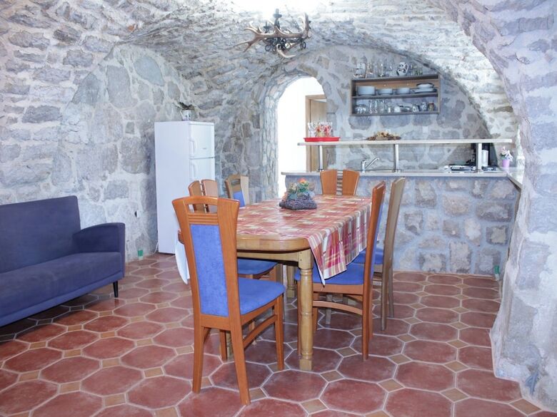 Apartments Neven