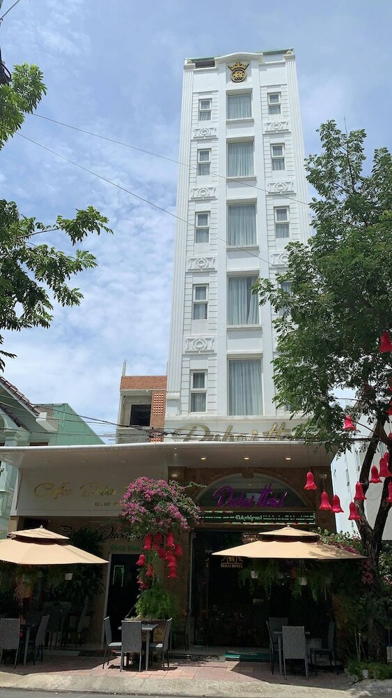 Dubai Hotel