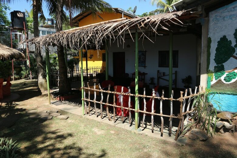 Hotel Senani Guesthouse
