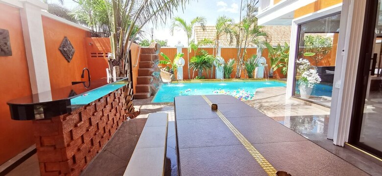 Tucheland Luxury Villa Pattaya 7br