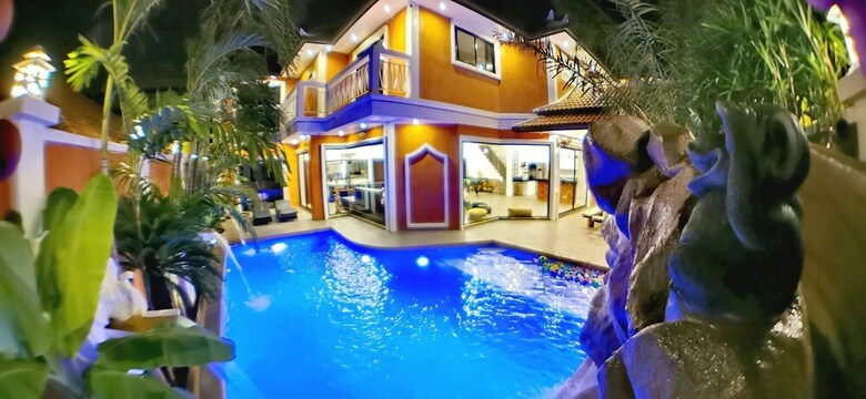 Tucheland Luxury Villa Pattaya 7br
