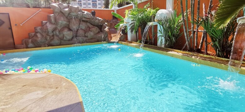 Tucheland Luxury Villa Pattaya 7br