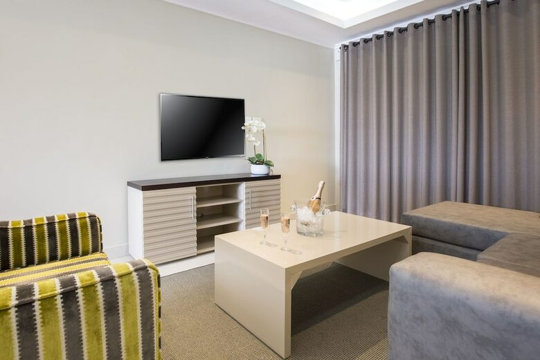 Savannah Park Luxury  Apartments