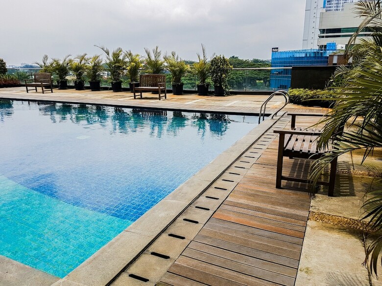 Homey Studio Room Tree Park Apartment Near Bsd City