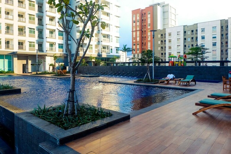 Modern 1br At Condominium Green Bay Pluit Apartment