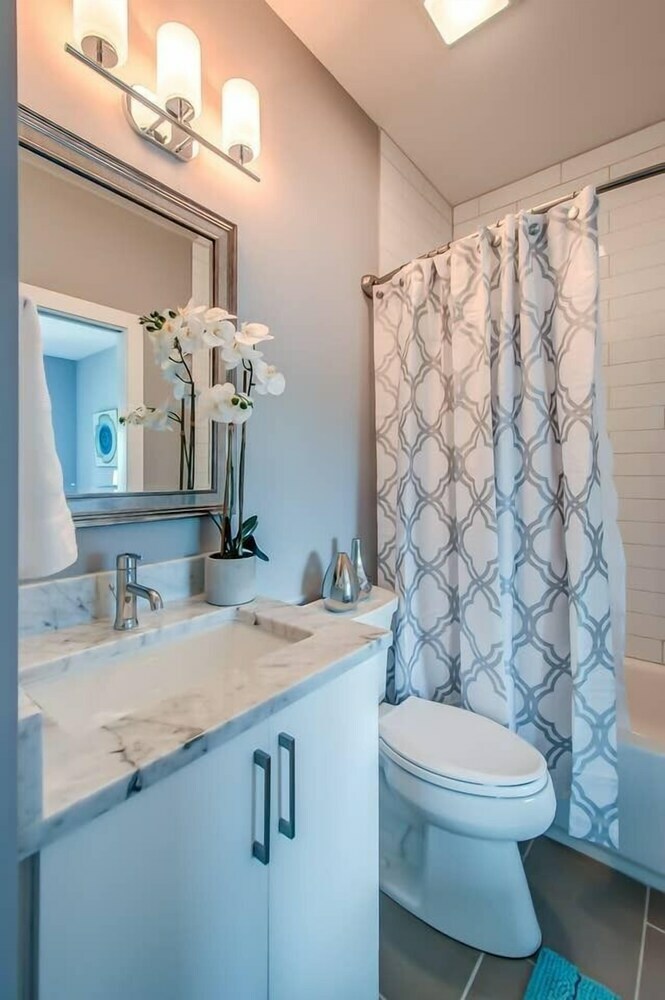 12 South Luxury Townhome W/ Rooftop Deck Brand New!