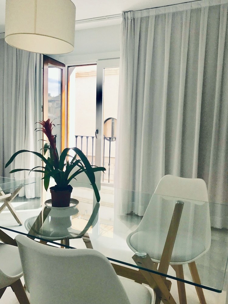 Domus Apartamentos Granada