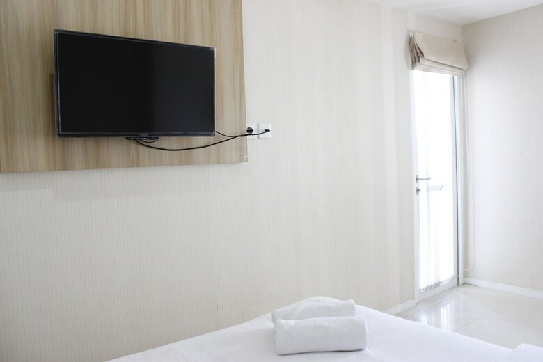 Convenient 2br Apartement Parahyangan Residence Near Dago