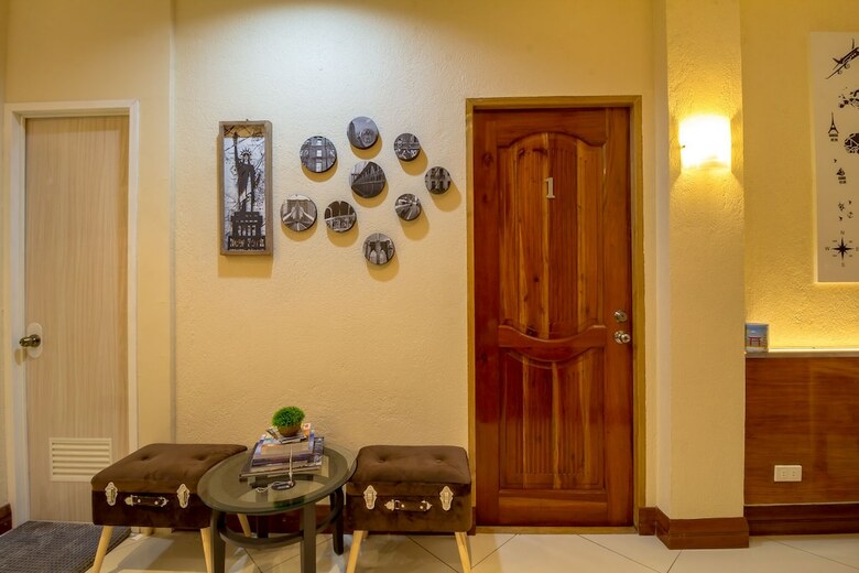 Hotel U Feel Home