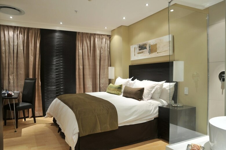 Protea Hotel By Marriott Transit O.r. Tambo Airport