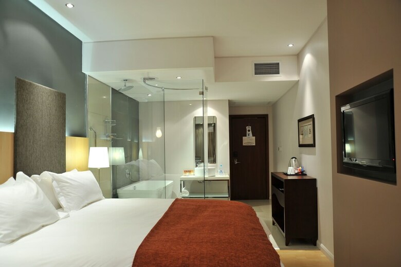 Protea Hotel By Marriott Transit O.r. Tambo Airport