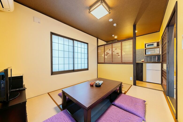 Yadoya Asakusa Sen No Kaze