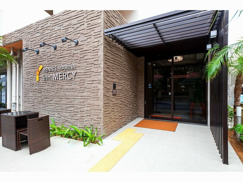 Yenn's Marina Inn Mercy