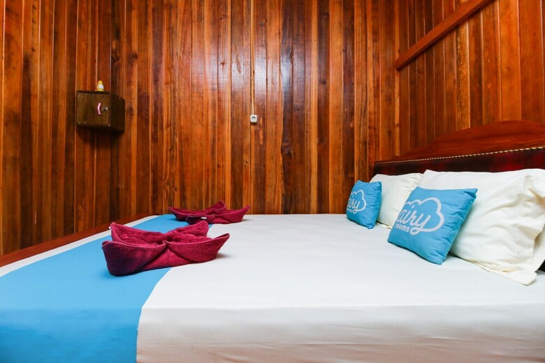 Hotel Airy Eco Lingkungan Satu 36 Bunaken